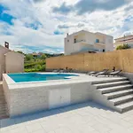 Matela Villa